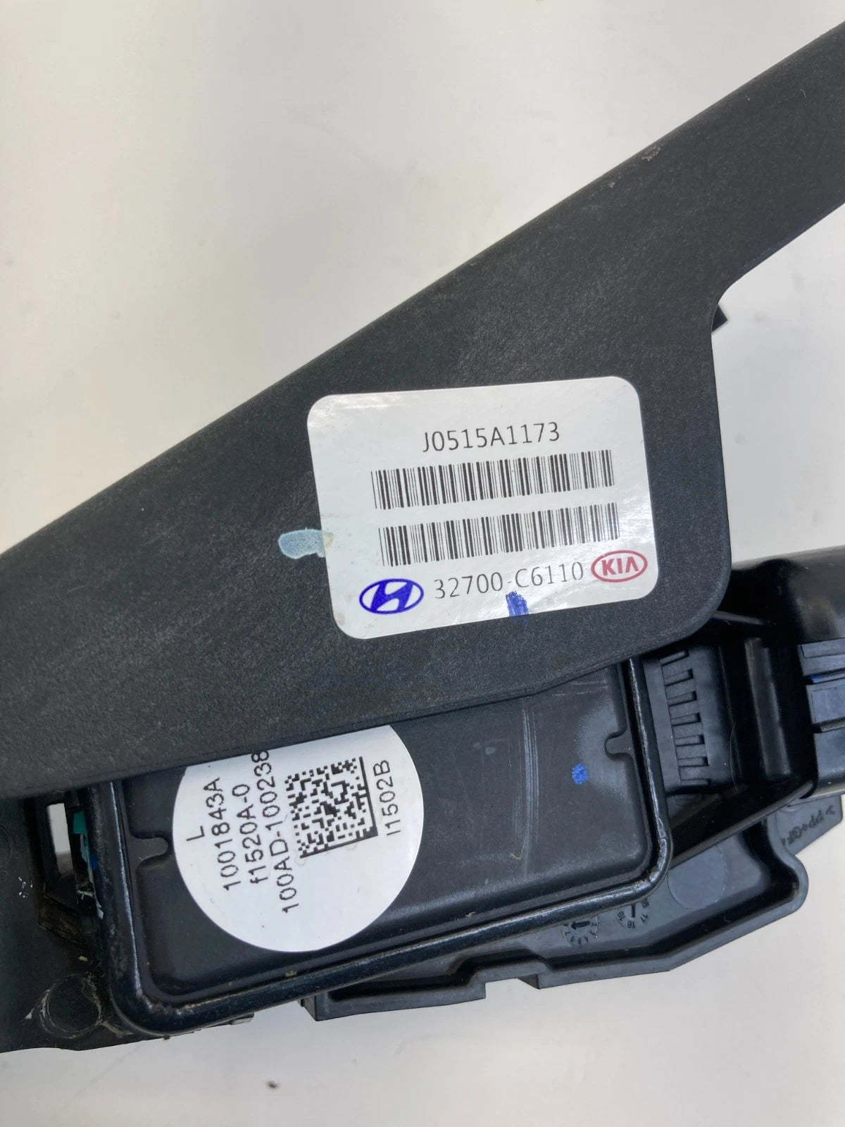 2016-2020 KIA SORENTO 2.4L AT ACCELERATOR GAS PEDAL TRAVEL SENSOR 32700C6110 OEM