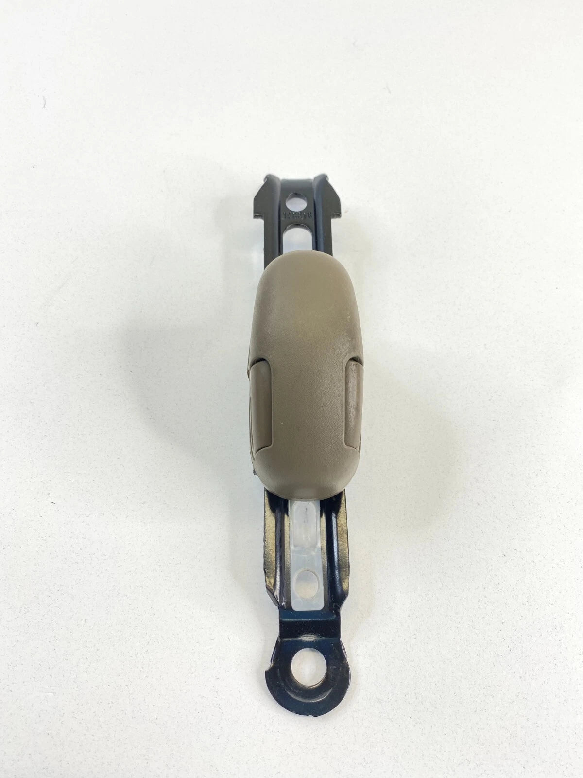 2011-2016 CHRYSLER TOWN & COUNTRY FRONT RIGHT PASSENGER SEAT BELT ADJUSTER OEM