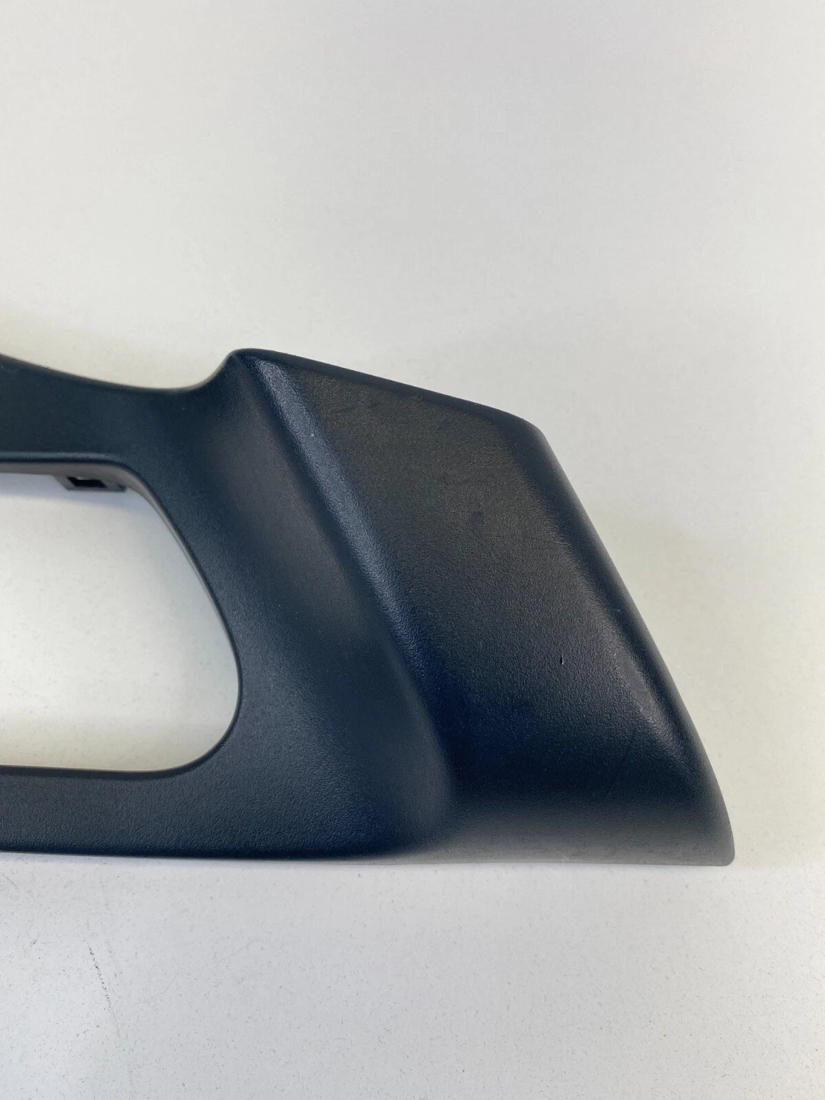 2003-2005 NISSAN MURANO RR RH INSIDE DOOR HANDLE BEZEL TRIM COVER PANEL UNIT OEM
