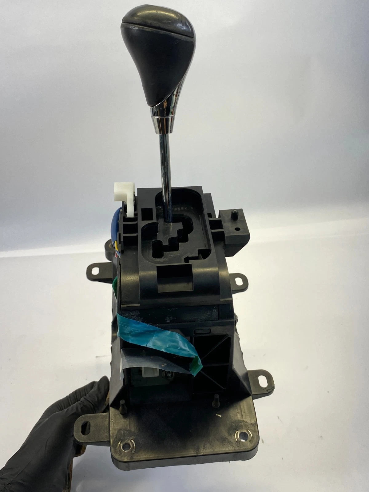 2006-2013 LEXUS IS250 SEDAN AUTOMATIC FLOOR GEAR SHIFTER LEVER HANDLE ASSEMBLY