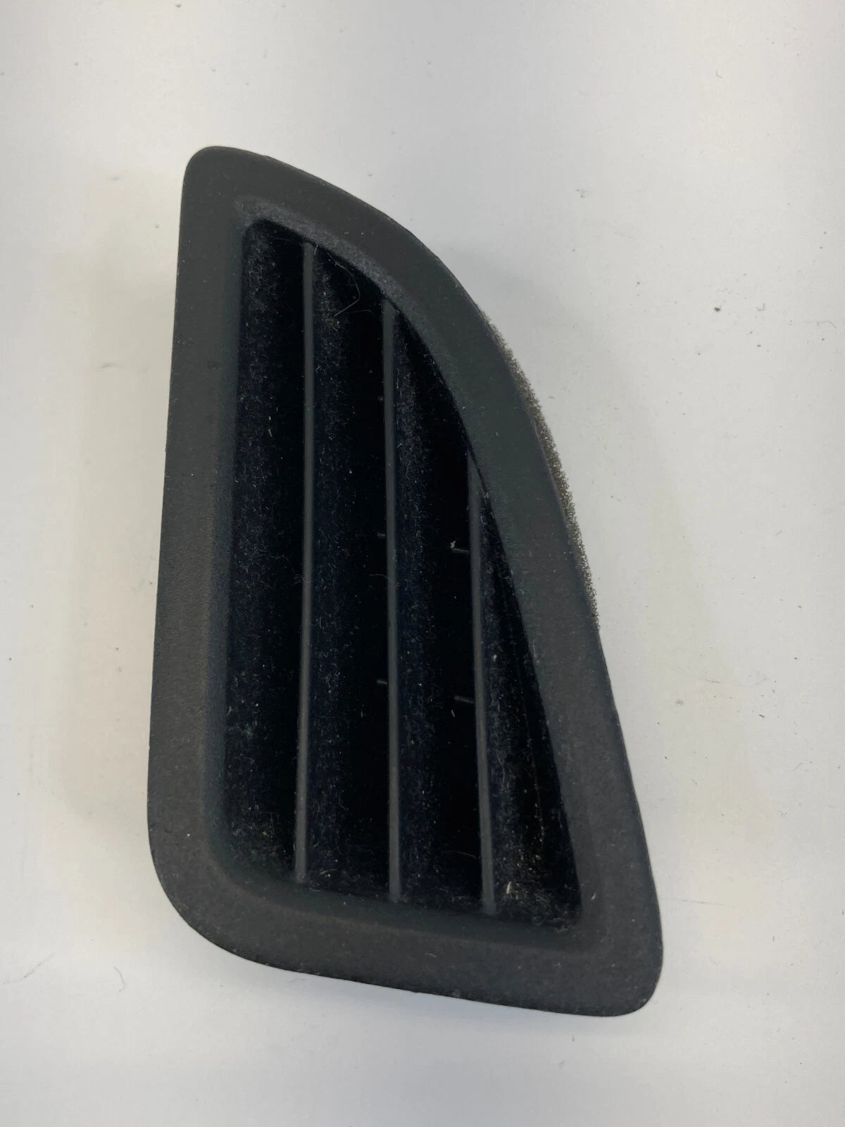 2011-2016 HYUNDAI ELANTRA SEDAN FRONT DASH RIGHT DEFROSTER A/C AIR VENT GRILLE