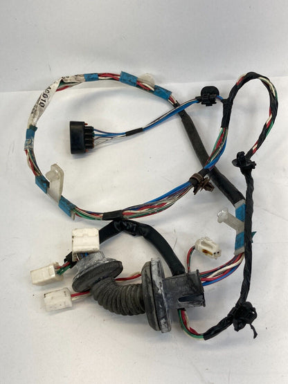 2000-2004 Toyota Avalon Rear Right Door Harness Wire Wiring Cable 82153-AC010