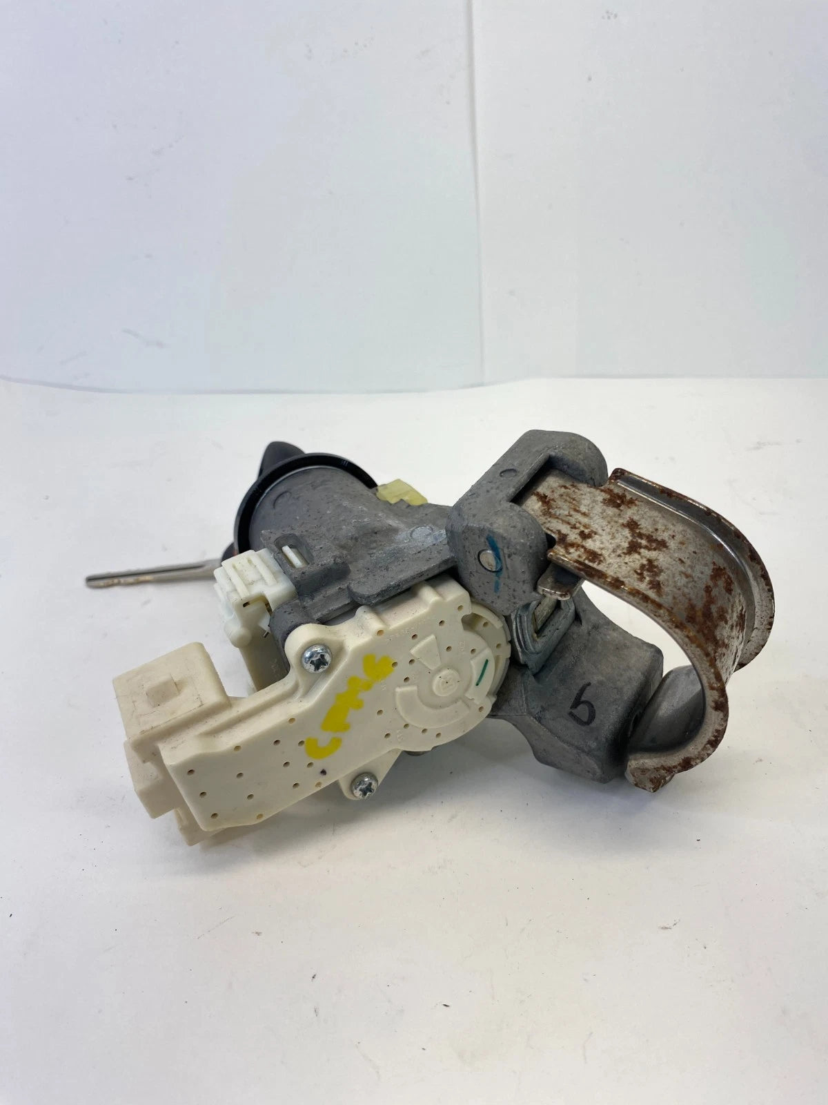 2014-2019 TOYOTA COROLLA IGNITION LOCK CYLINDER SWITCH WITH KEYS OEM 89782-02020