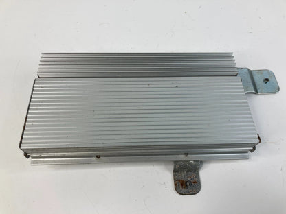 2009-2014 VW VOLKSWAGEN ROUTAN RADIO AUDIO STEREO AMPLIFIER AMP 05064618AB OEM