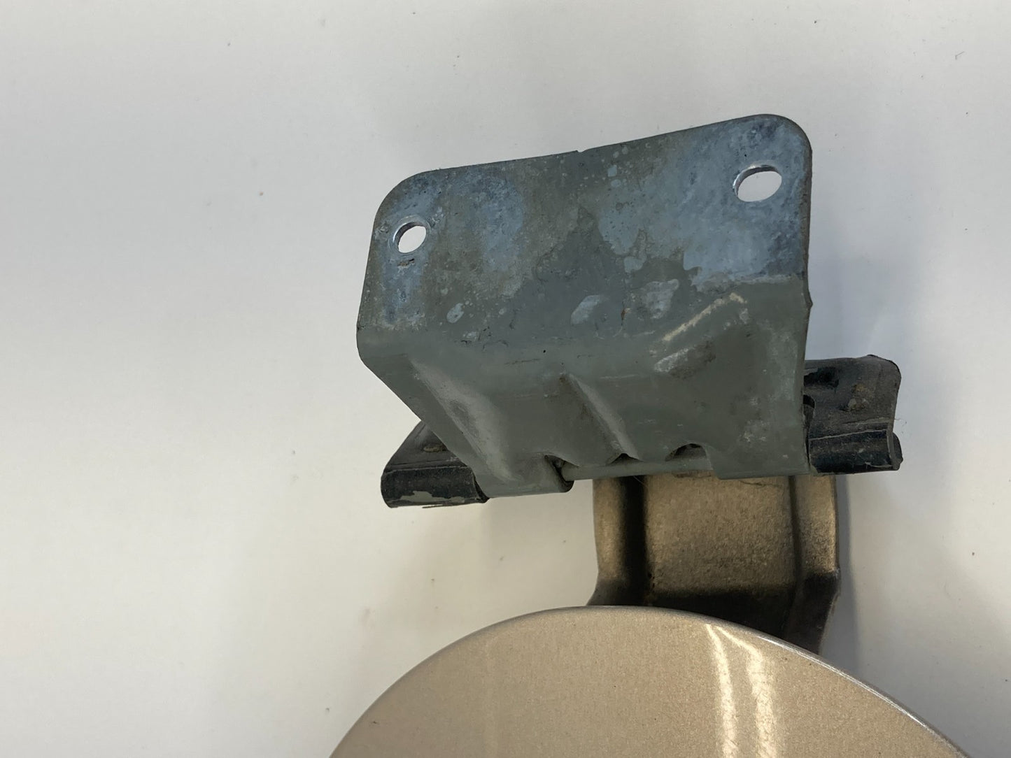 01 02 03 04 05 06 07 Ford Escape Fuel Filler Tank Door Gas Lid Cover OEM