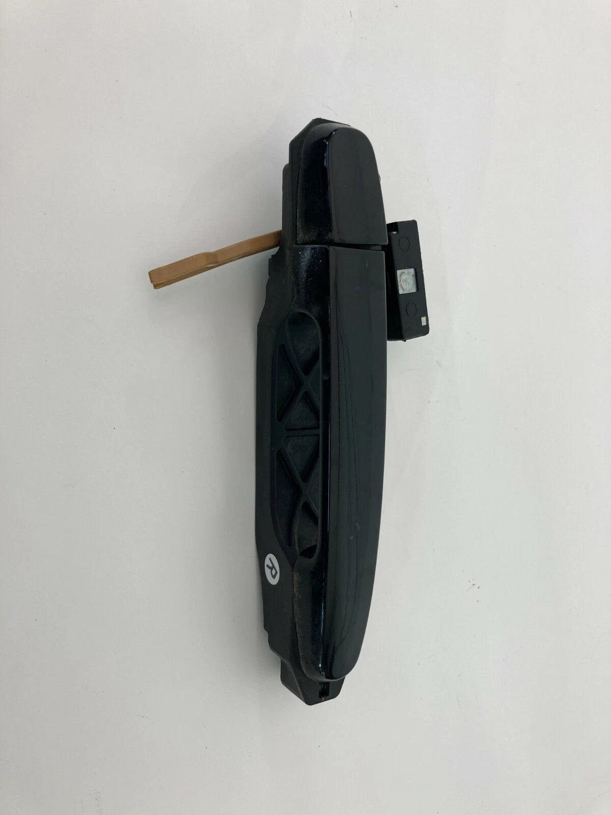 2004-2009 TOYOTA PRIUS REAR RIGHT SIDE OUTER EXTERIOR DOOR HANDLE ASSEMBLY OEM