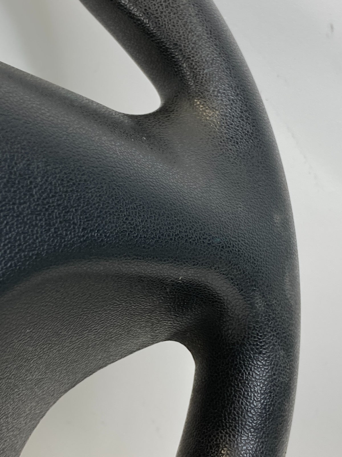 2010 2011 GMC Terrain Steering Wheel Assembly w/ Switchs 20851310 OEM