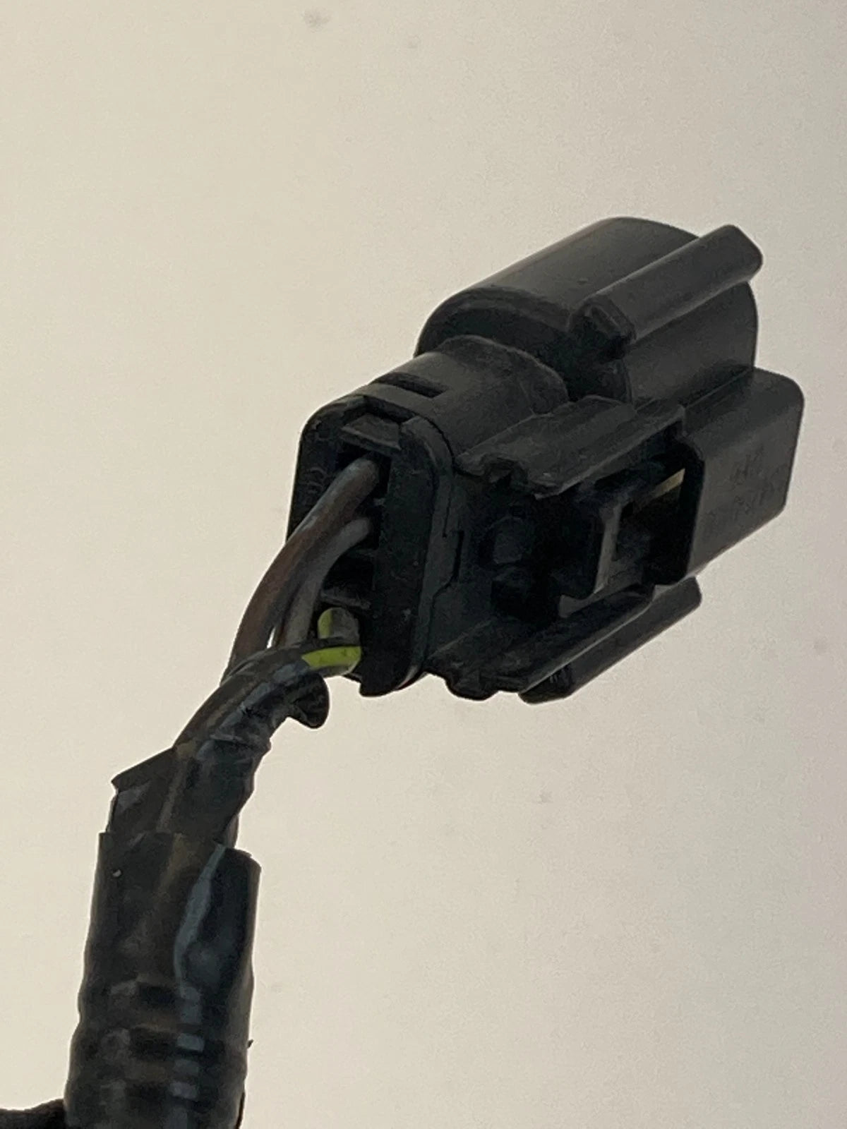 13-26 FORD ESCAPE FRONT LEFT HEADLIGHT PIGTAIL PLUG WIRE HARNESS CONNECTOR OEM