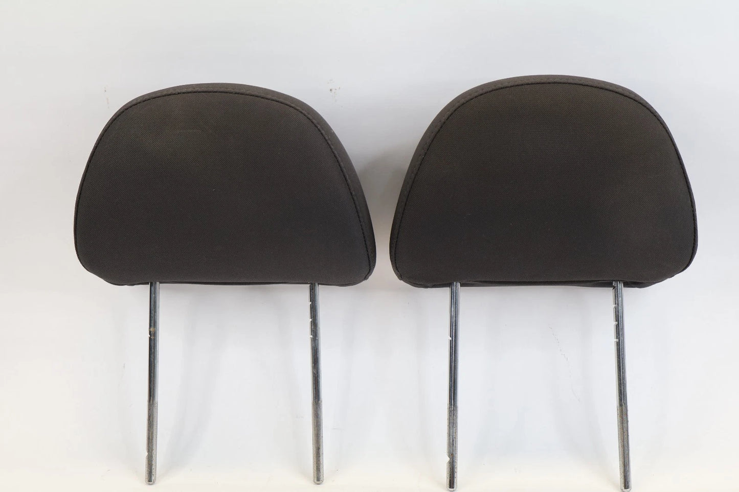 2008 2009 DODGE AVENGER FRONT RIGHT & LEFT SEAT HEADREST HEAD REST PAIR SET OEM