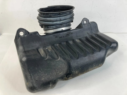 2000-2002 CHEVROLET CAMARO 3.8L A/T AIR CLEANER INTAKE DUCT RESONATOR 12563057