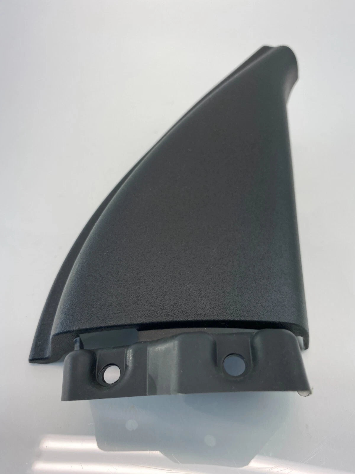 2009-2012 CHEVROLET TRAVERSE FRONT RIGHT PASSENGER INNER MIRROR COVER TRIM BEZEL
