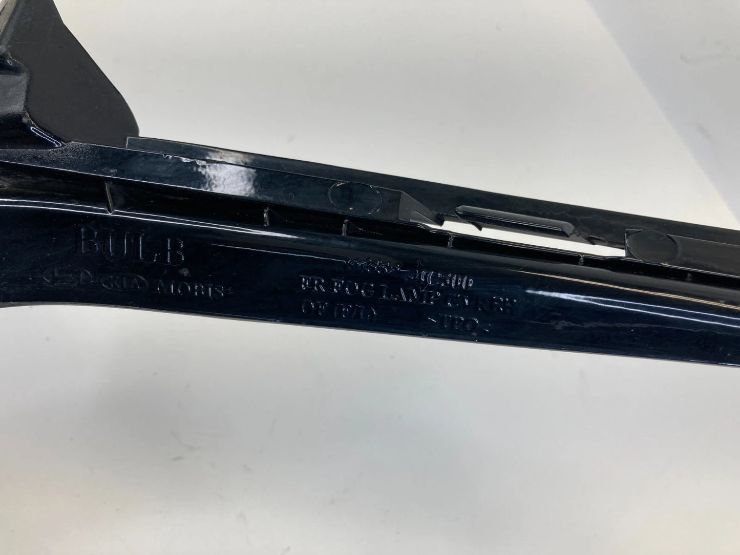 14-16 KIA OPTIMA FRONT RIGHT SIDE FOG LIGHT LAMP BEZEL COVER TRIM 86552-4C500