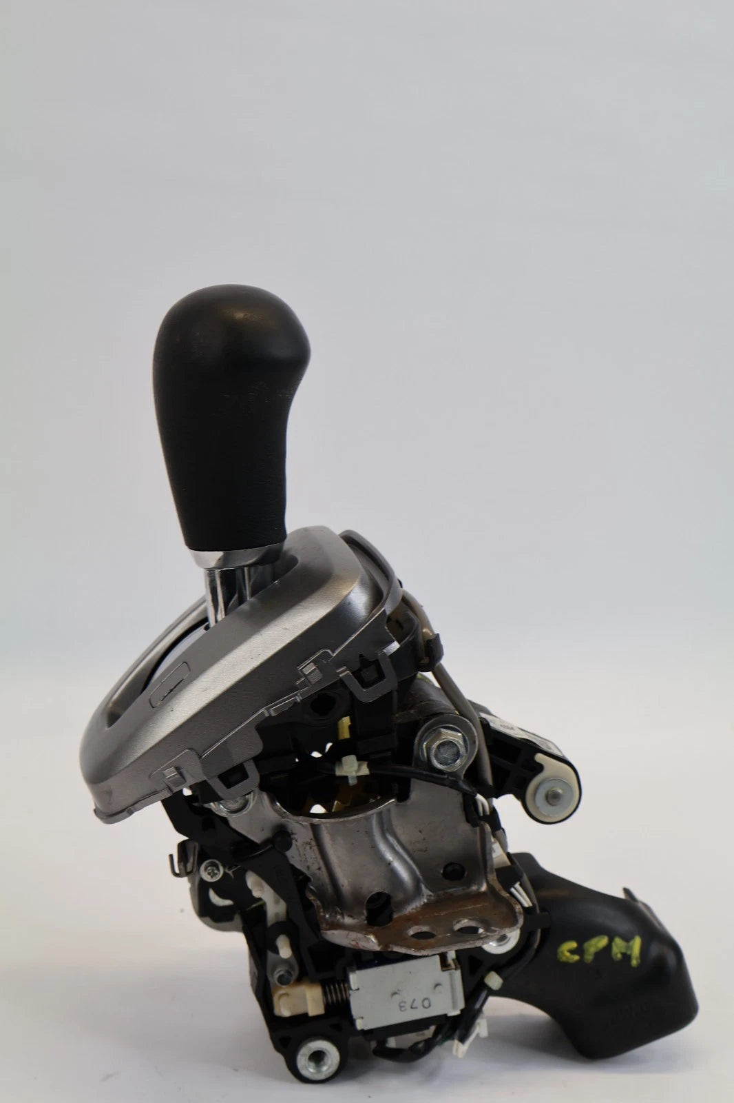 2007-2011 HONDA CR-V 2.4L AUTOMATIC TRANSMISSION GEAR SHIFTER SELECTOR LEVER OEM