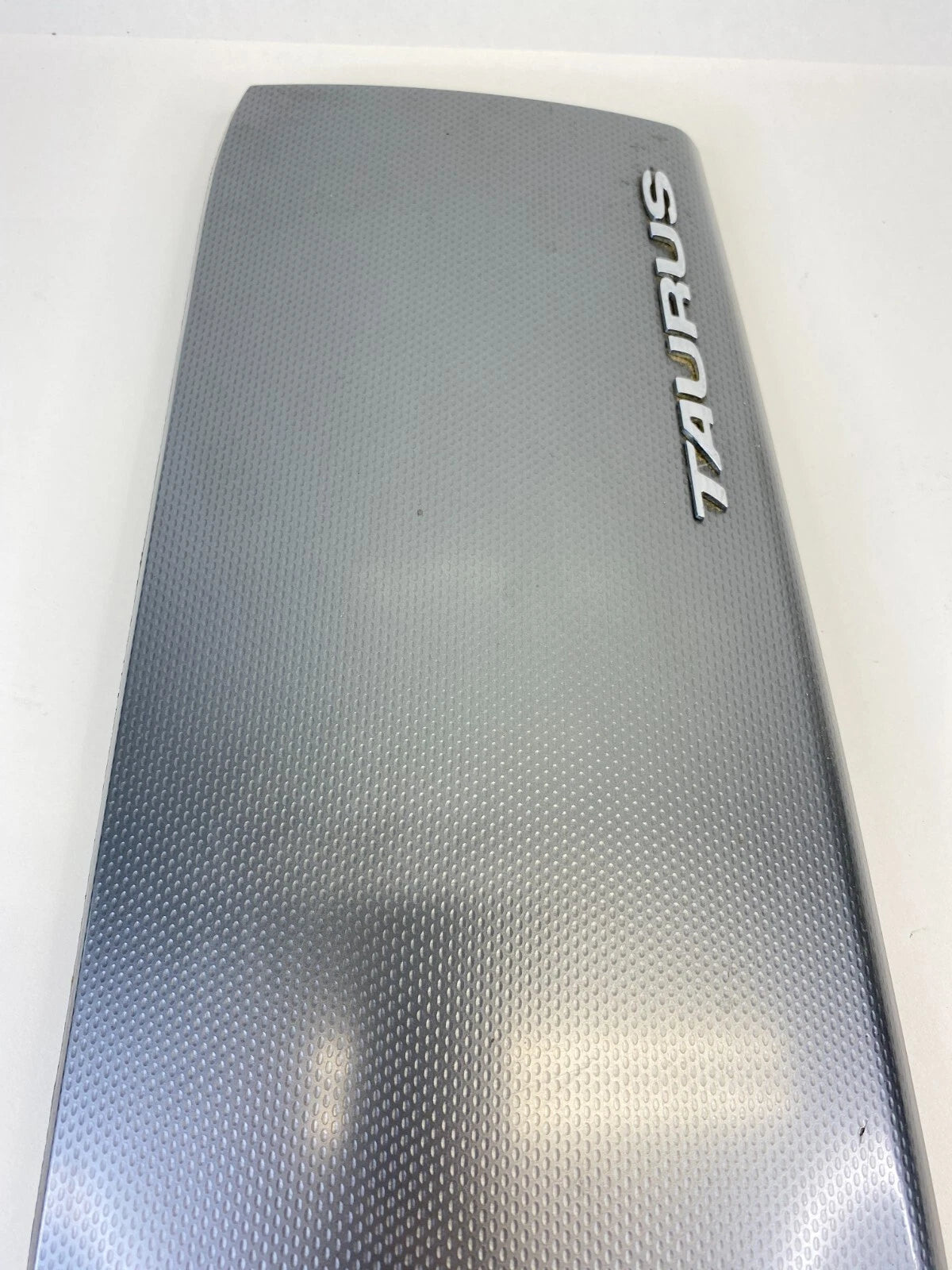 10-12 FORD TAURUS RIGHT PASSENGER SIDE DASH PANEL TRIM MOLDING AG135404268A OEM