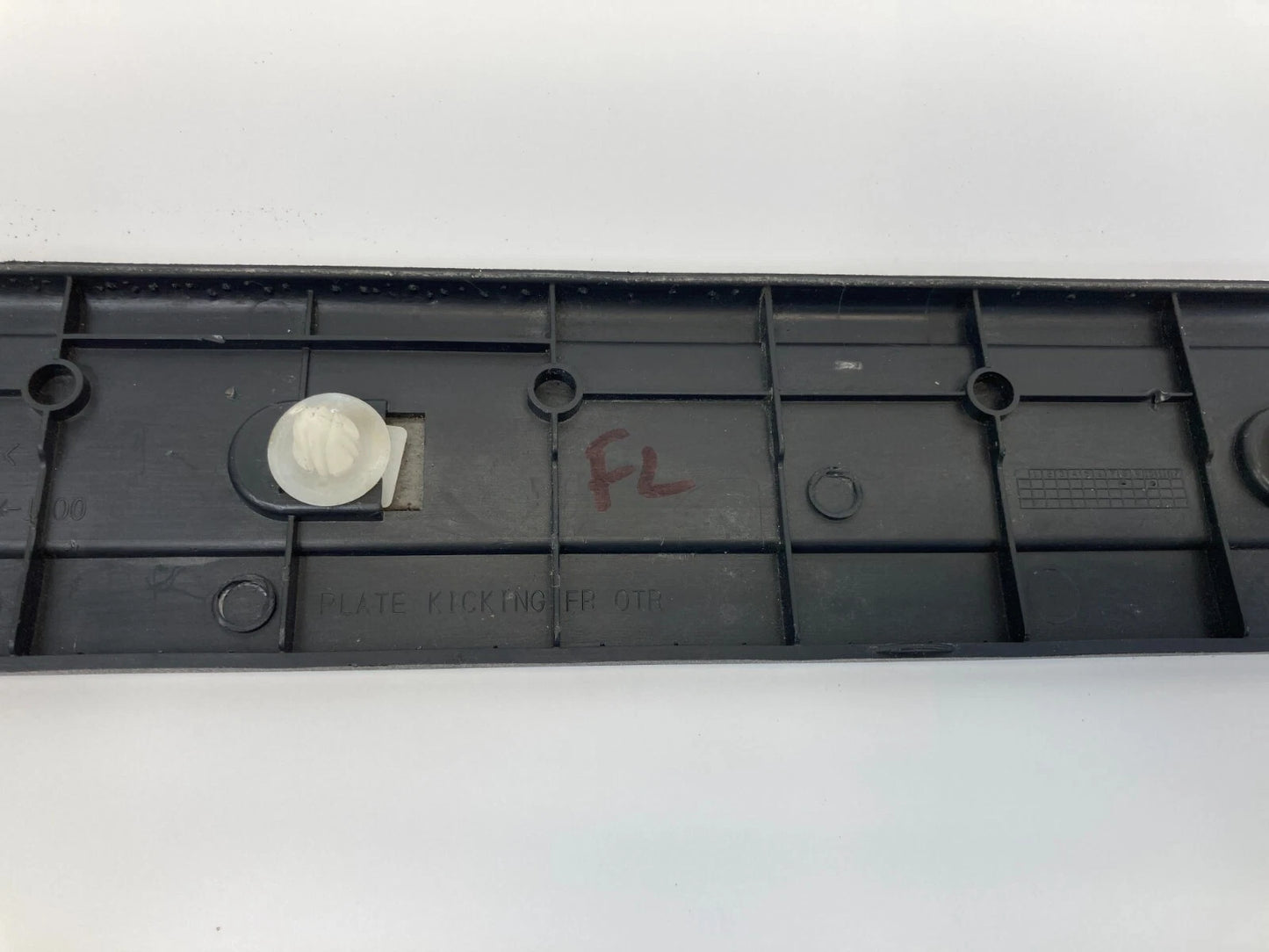 07 08 INFINITI G35 SEDAN FRONT LEFT DRIVER DOOR SILL SCUFF PLATE 769B0-JK000 OEM