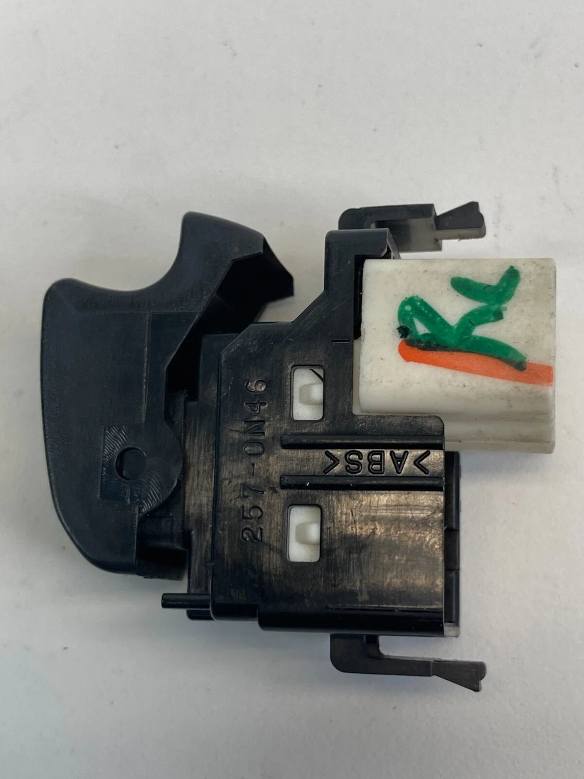 2002-2006 TOYOTA CAMRY 04-09 PRIUS REAR LEFT BACK SIDE DOOR POWER WINDOW SWITCH