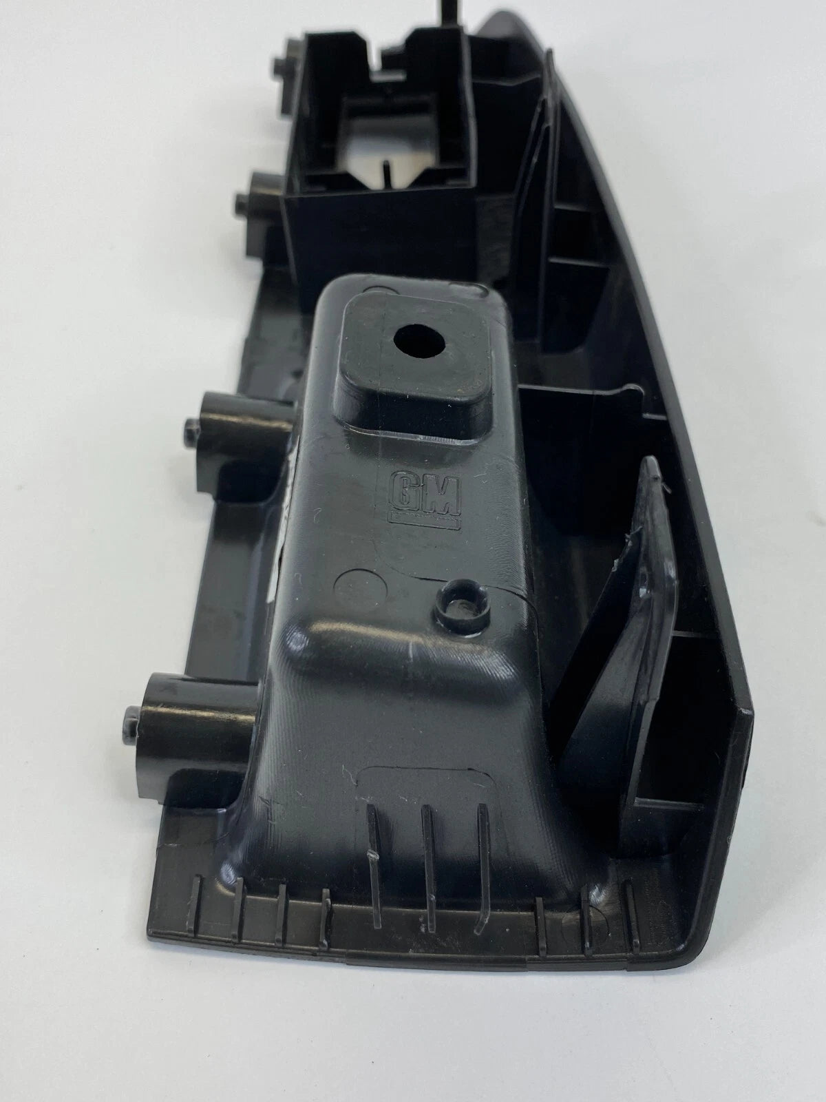 2011-2016 CHEVROLET CRUZE REAR RIGHT DOOR WINDOW SWITCH BEZEL TRIM OEM 877569434