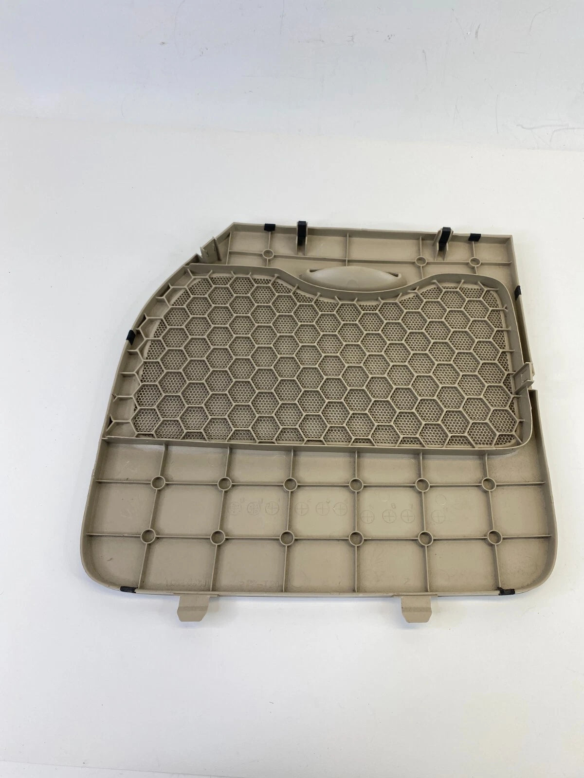 2000-2006 MAZDA MPV REAR LEFT QUARTER TRIM PANEL LID COVER LC62685J1 OEM