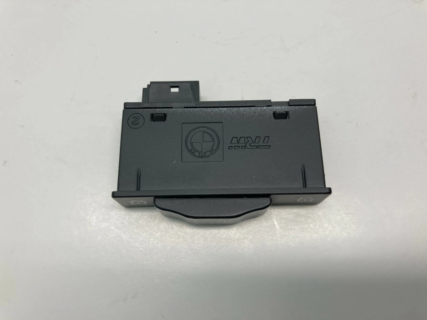 02-05 BMW 745LI 745I POWER TRUNK LID LOCK UNLOCK CONTROL SWITCH 61318379766 OEM