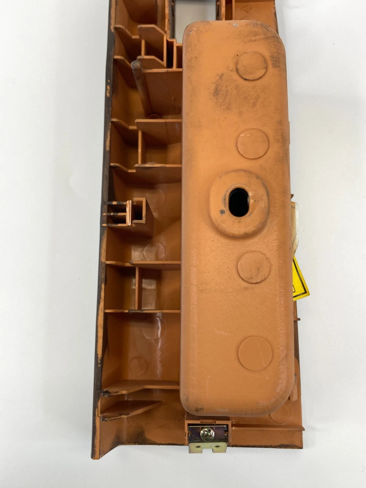 03-06 KIA SORENTO REAR LEFT DOOR WINDOW SWITCH COVER BEZEL TRIM 478520-1110 OEM