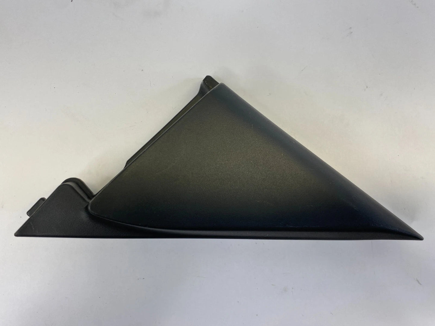 2001-2005 HONDA CIVIC SEDAN LEFT DRIVER INTERIOR MIRROR COVER CORNER TRIM
