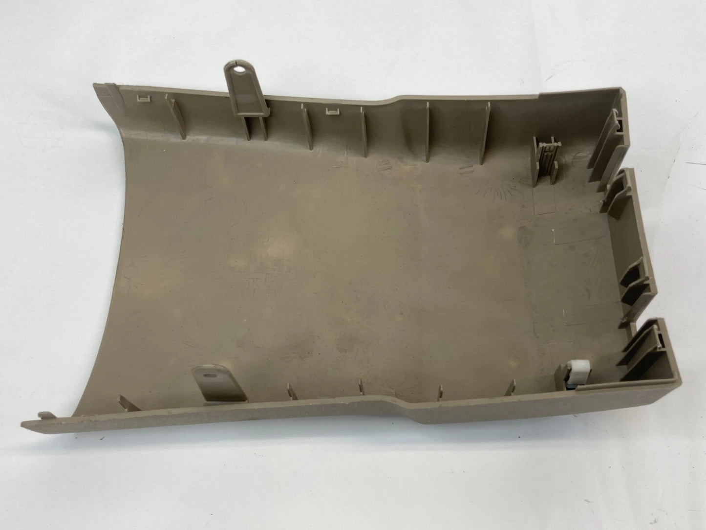 2007 2008 2009 HYUNDAI ELANTRA REAR CENTER CONSOLE COVER CAP TRIM 84681-2H000