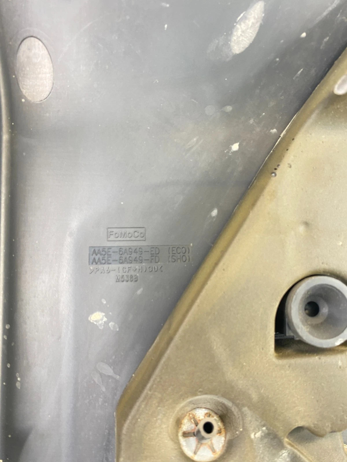 2010-2012 FORD TAURUS SHO 3.5L V6 ENGINE COVER TOP SHIELD AA5E-6A949-ED OEM