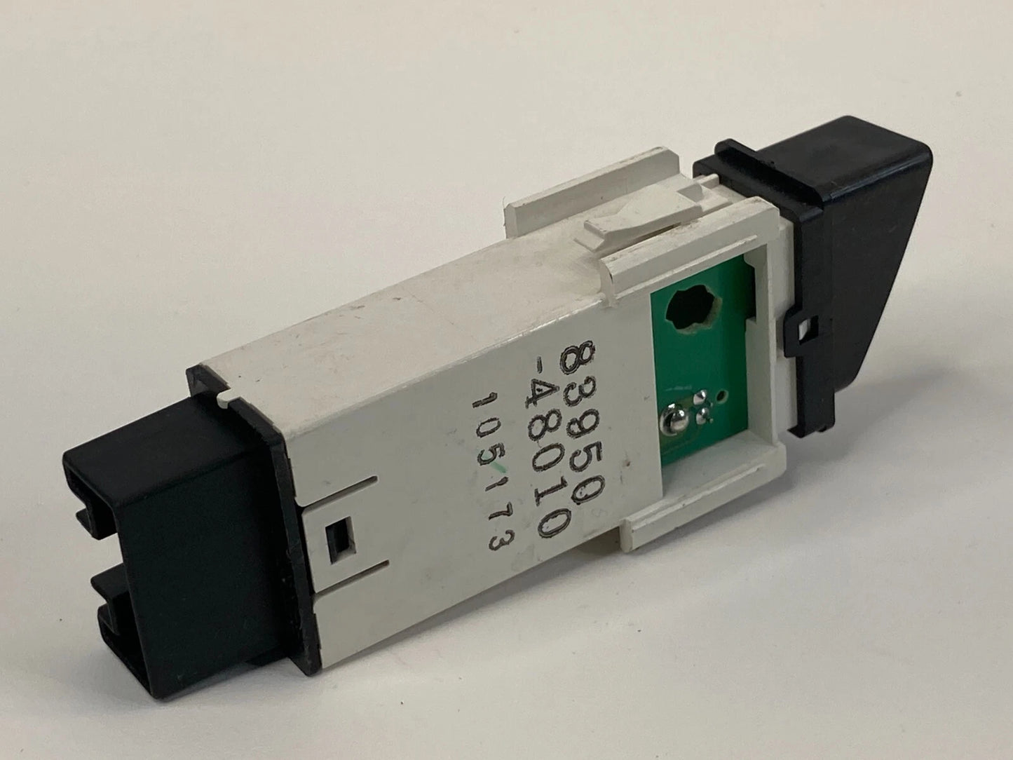 99 00 01 02 03 LEXUS RX300 DASH PASSENGER SWITCH INDICATOR LIGHT LAMP OEM