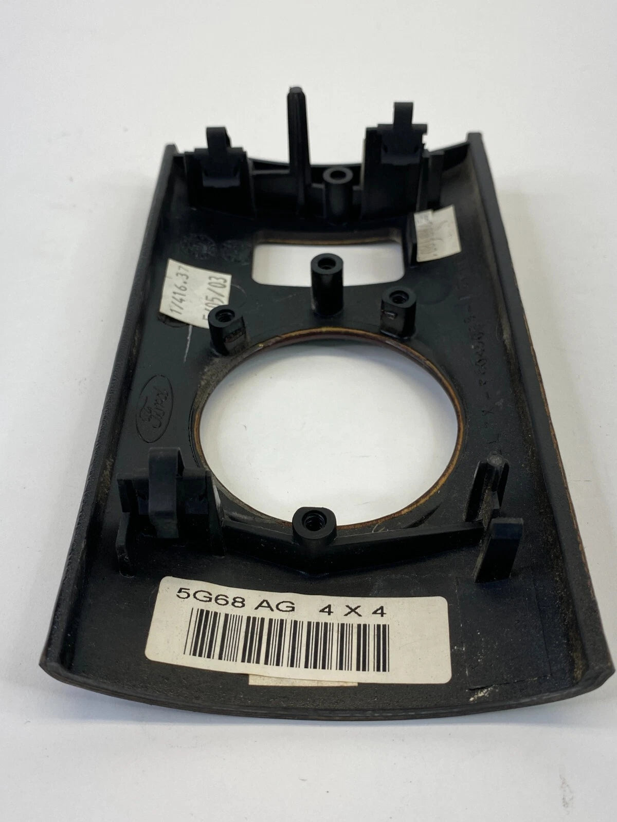 2003 2004 03 04 LINCOLN NAVIGATOR INSTRUMENT PANEL CONTROL SWITCH BEZEL 5G68AG