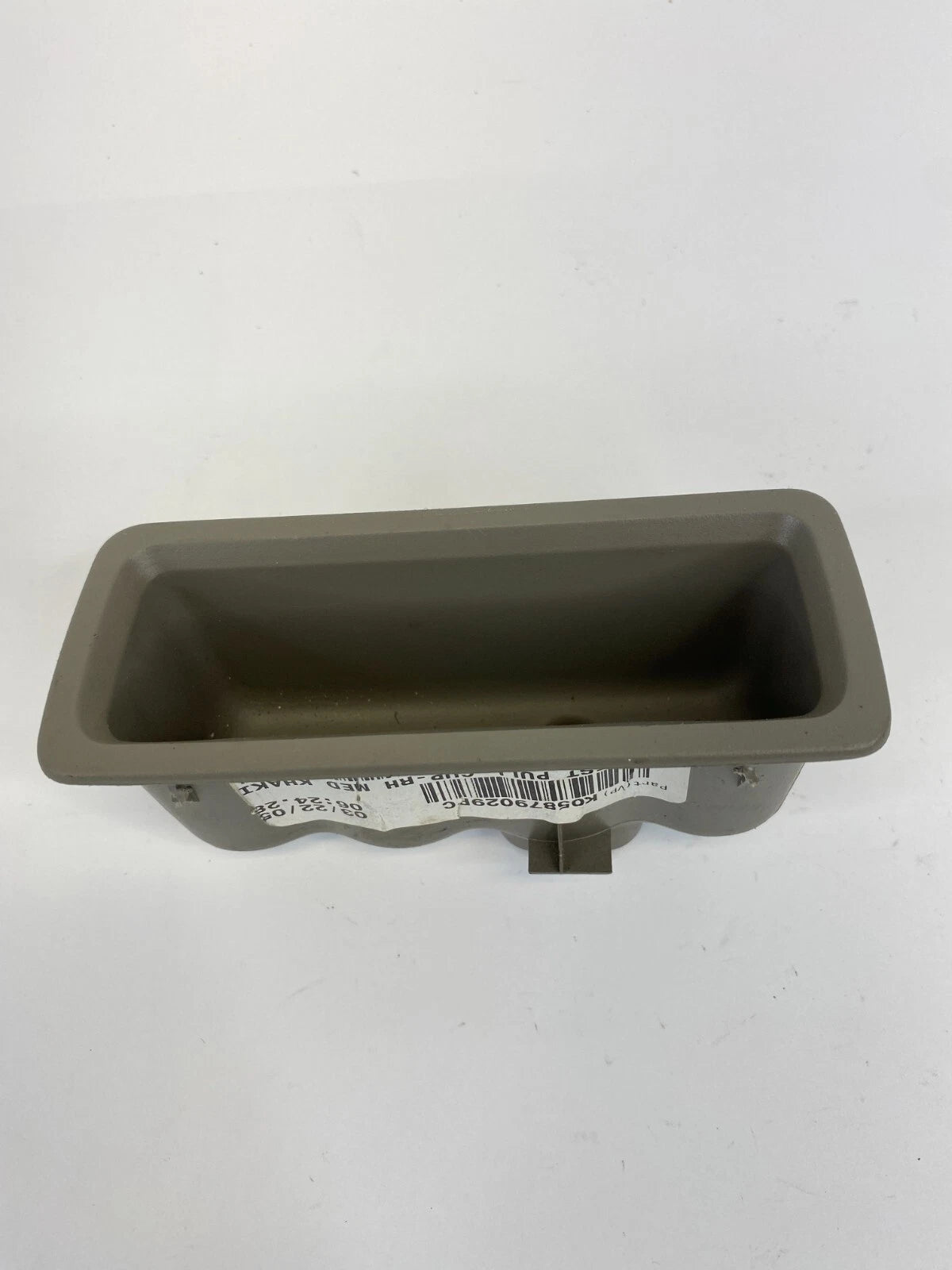 2005-2010 JEEP GRAND CHEROKEE REAR RIGHT INNER DOOR PULL HANDLE TRAY TRIM POCKET