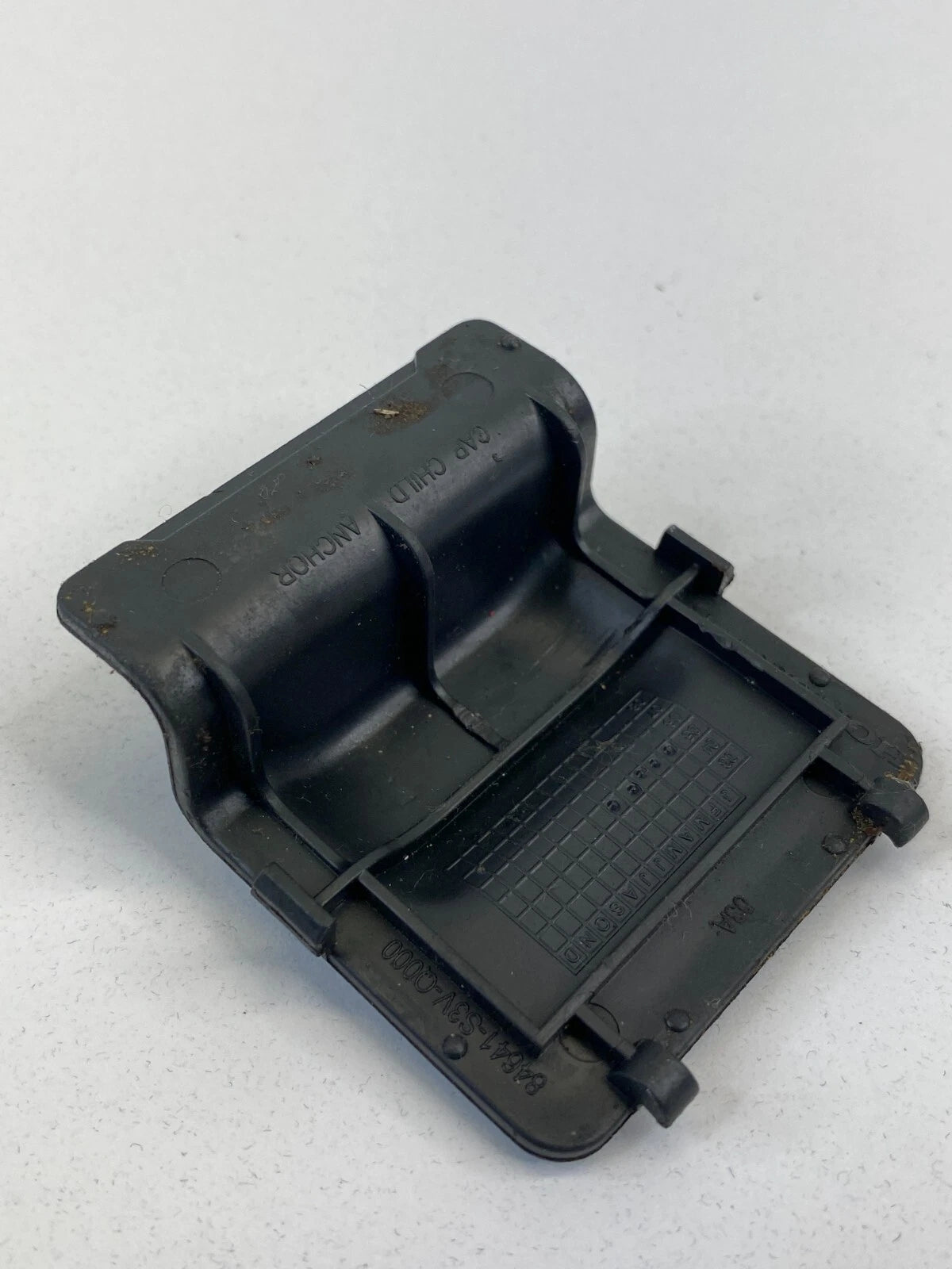 2003-2006 ACURA MDX REAR CHILD SEAT ANCHOR FINISH PLATE CAP COVER 84641-S3V OEM