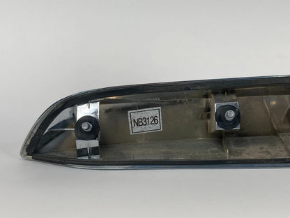12-16 CHEVROLET SONIC SEDAN TRUNK LID LICENSE PLATE LAMP APPLIQUE TRIM 95103126
