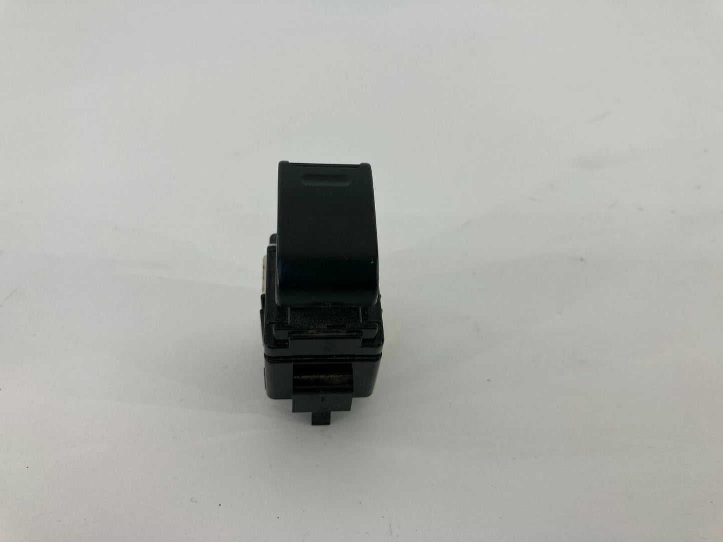 2004-2009 TOYOTA PRIUS REAR RIGHT SIDE DOOR POWER WINDOW SWITCH ASSEMBLY OEM