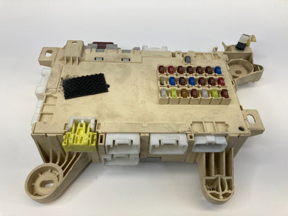 2004-2006 Lexus LS430 4.3L V8 Interior Cabin Right Side Fuse Relay Junction Box