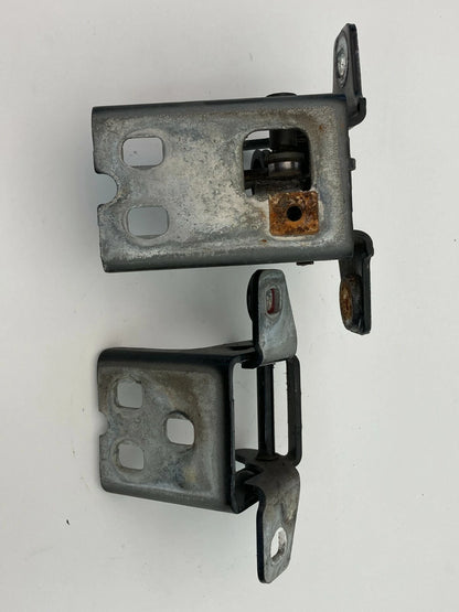 04-09 DODGE DURANGO REAR RIGHT PASSENGER SIDE DOOR UPPER & LOWER HINGE SET PAIR