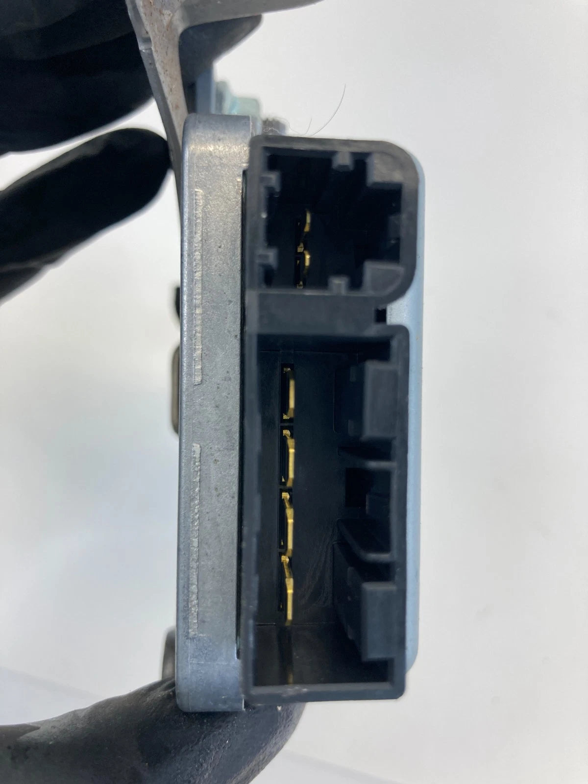 2013-2018 Mazda3 Mazda 3 2.0L L4 Fuel Pump Computer Control Module PE0218561