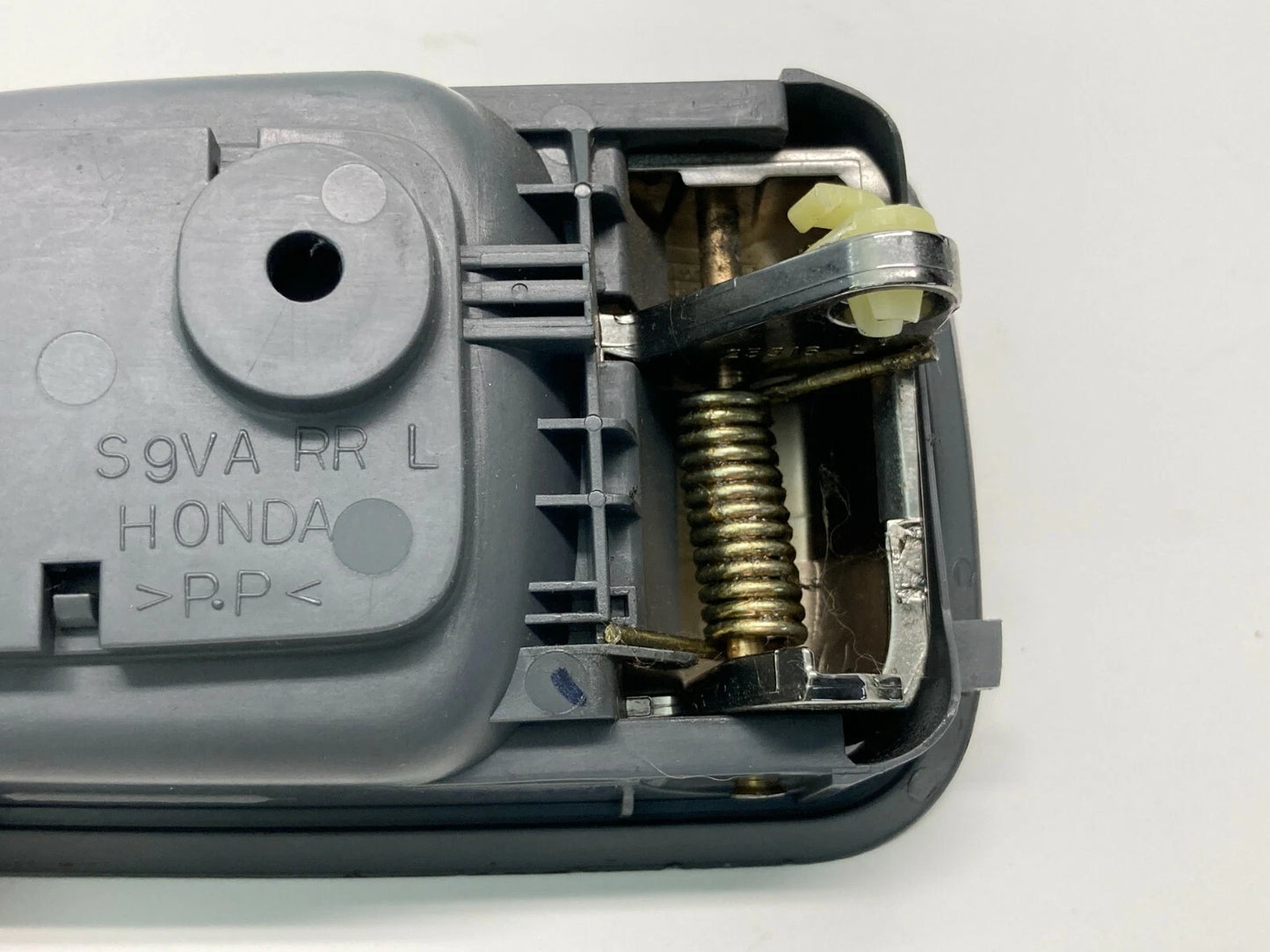 2003 2004 2005 HONDA PILOT REAR LEFT INTERIOR INNER DOOR HANDLE ASSEMBLY S9VA