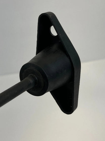 06-10 SATURN VUE SPARE TIRE JACK HOLDER RETAINER HOLD DOWN BOLT SCREW OEM