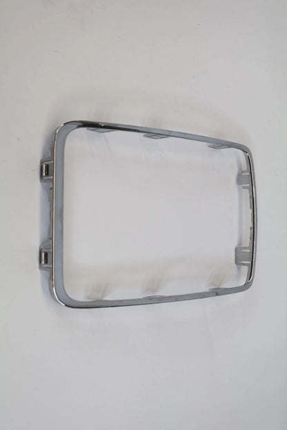 2011 2012 2013 JEEP GRAND CHEROKEE CENTER DASH RADIO BEZEL TRIM MOLDING OEM