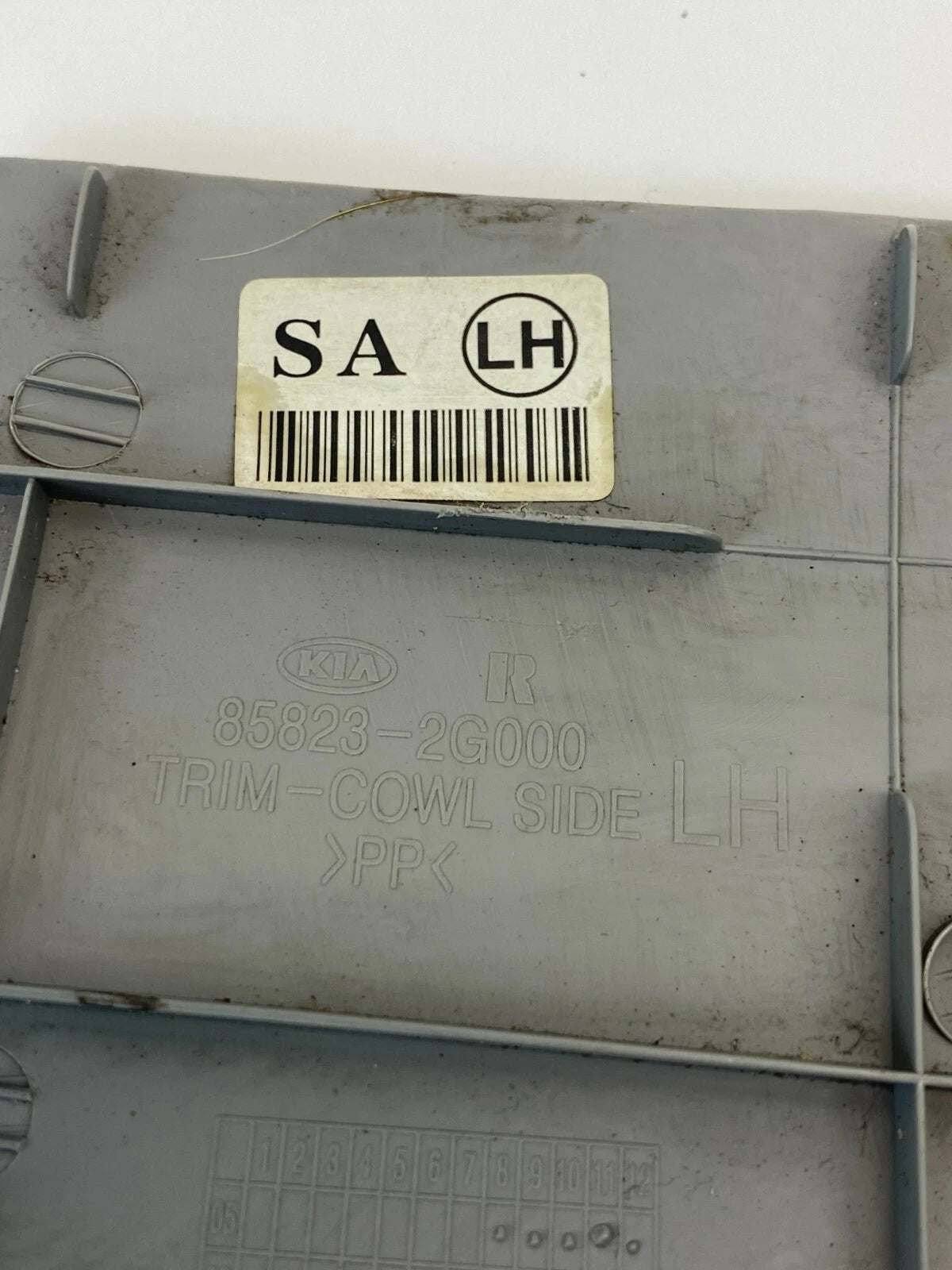 2006-2010 KIA OPTIMA LEFT DRIVER SIDE COWL KICK PANEL TRIM ASSEMBLY 85823-2G000