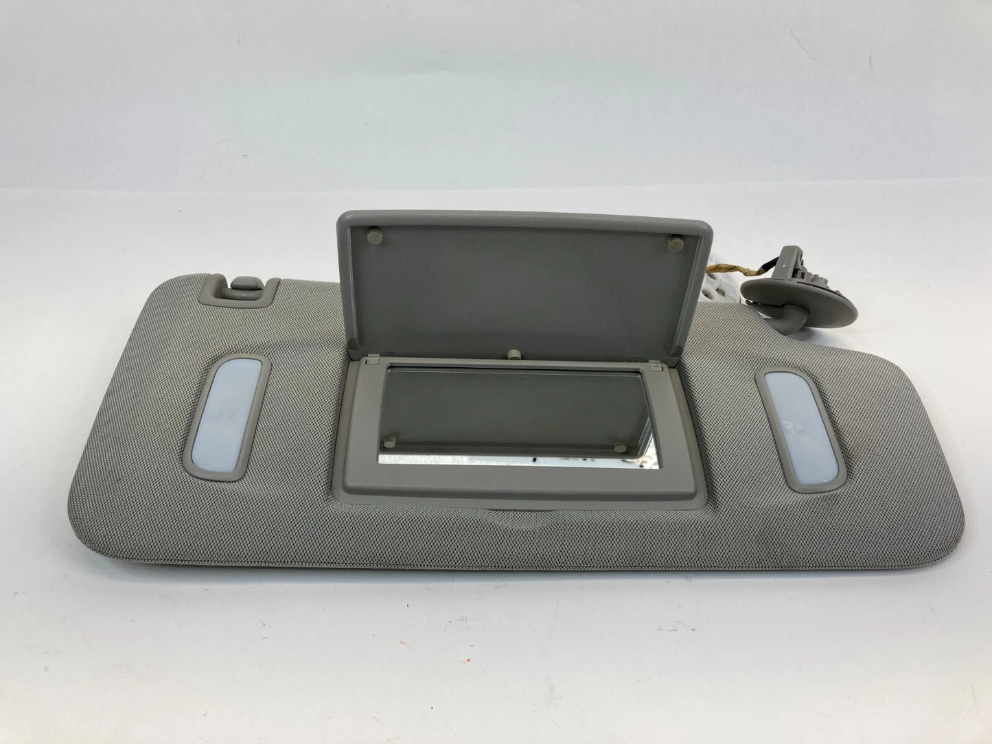 2010-2017 CHEVROLET EQUINOX GMC TERRAIN RIGHT SUNVISOR PASSENGER SUN VISOR GRAY