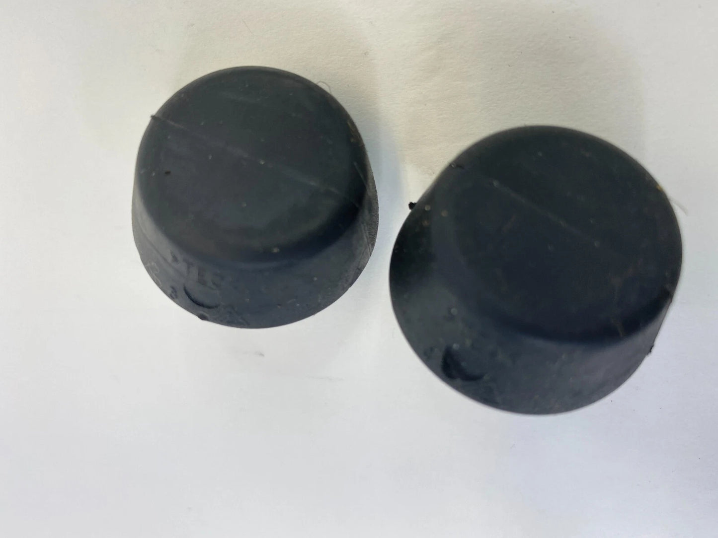 08-15 NISSAN ALTIMA FRONT HOOD BUMPER ADJUSTMENT RUBBER CUSHION PAIR OEM