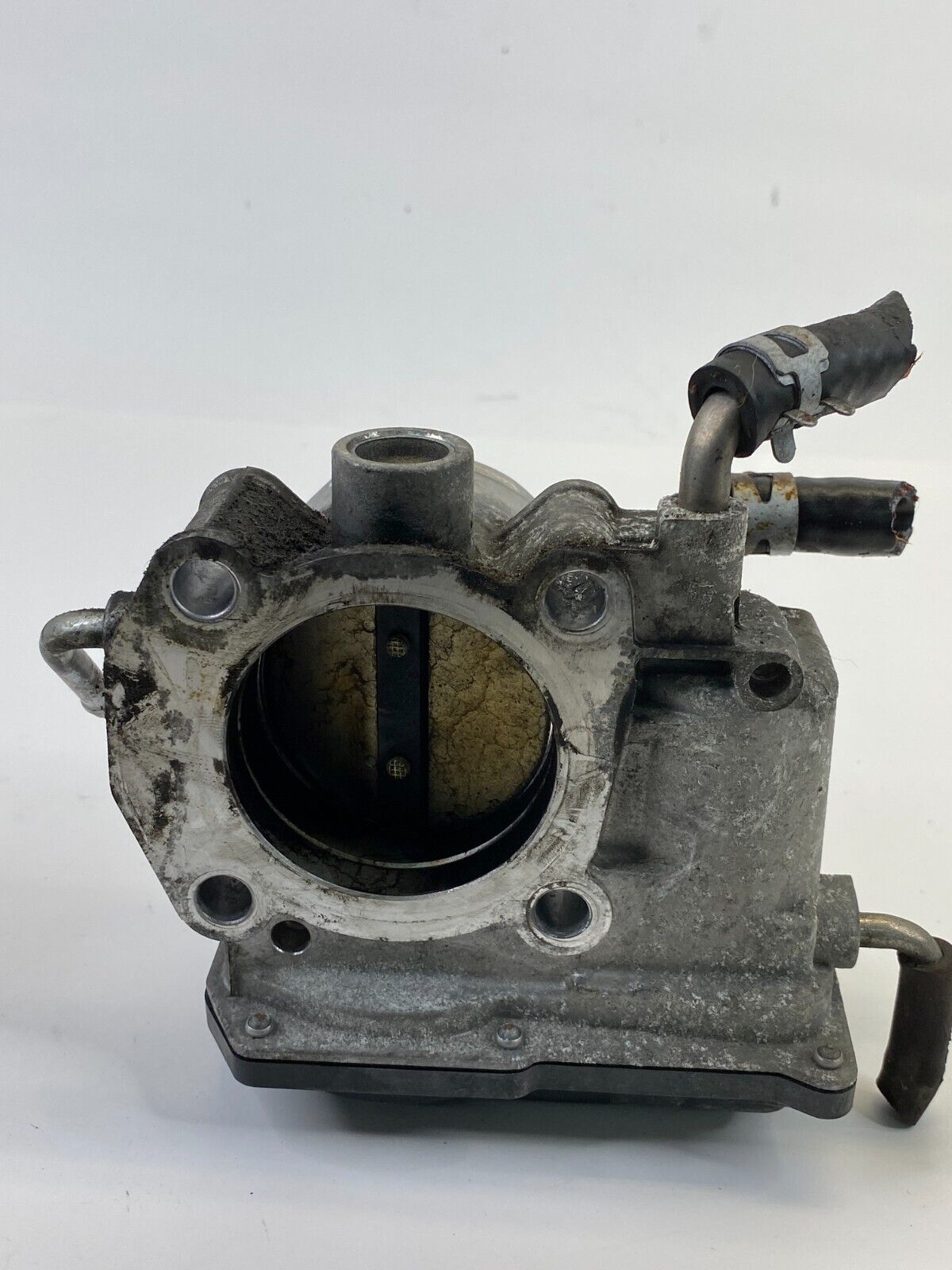 2006-2011 Toyota Camry Hybrid 2.4L Throttle Body Throttle Valve 22030-0H030