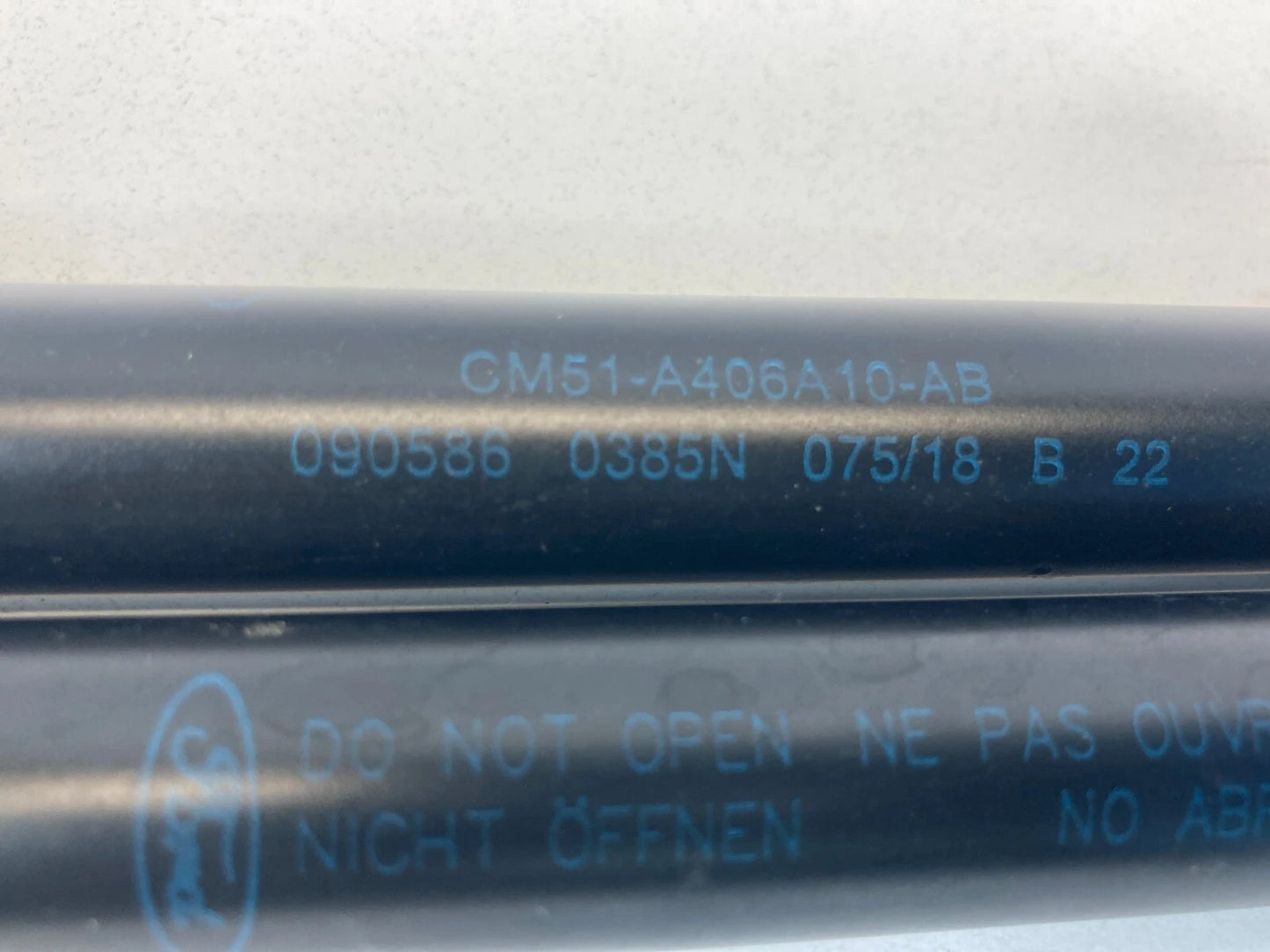 12-18 FORD FOCUS HATCHBACK TRUNK SUPPORT SHOCK STRUT LIFT CYLINDER CM51-A406A10