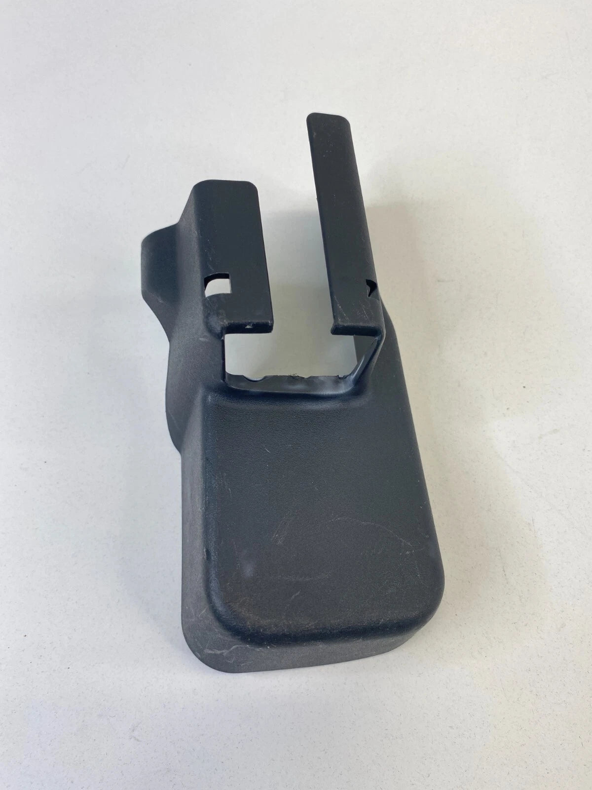 2008-2017 MITSUBISHI LANCER FR LH SEAT TRACK END COVER TRIM OEM FACTORY 6977A185