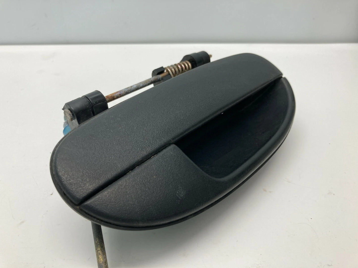 1998-2002 DAEWOO LANOS REAR RIGHT PASSENGER EXTERIOR DOOR HANDLE ASSEMBLY OEM