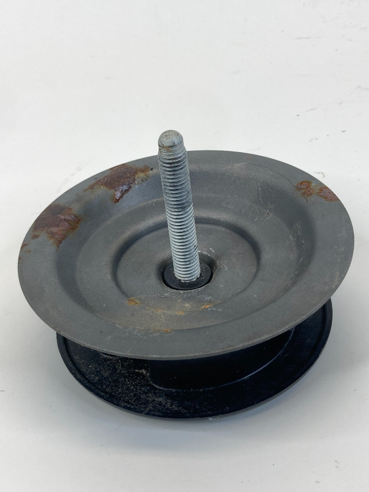 2012-2015 Chevrolet Captiva Sport Spare Tire Holder Retainer Hold Down Bolt Assy