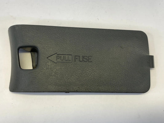 2003-2007 HONDA ACCORD SEDAN FUSE BOX COVER LID BEZEL TRIM 83162-SDA-A000 OEM