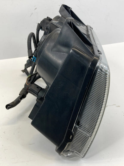 2005-2010 CHRYSLER 300 LEFT DRIVER SIDE HEADLIGHT HEADLAMP HALOGEN AFTER MARKET