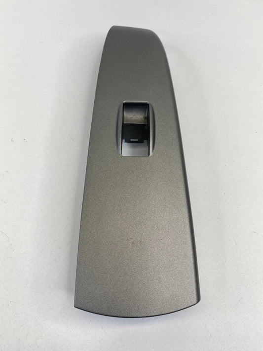 04-09 TOYOTA PRIUS REAR LEFT WINDOW CONTROL SWITCH COVER BEZEL OEM 74272-47050
